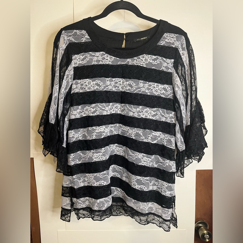 Kobi Halperin Women’s Size L Black & White Striped Lace Flutter Sleeve Blouse